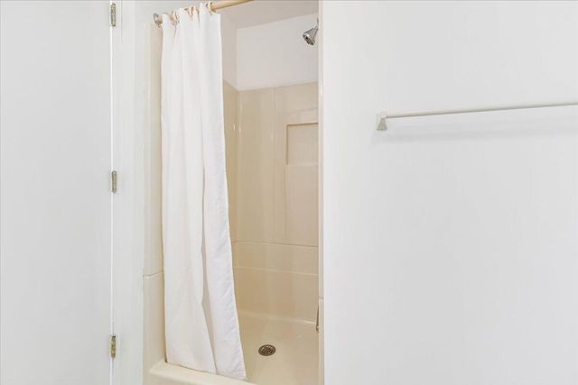 5145 Jonathan LN, Roanoke, VA 24019