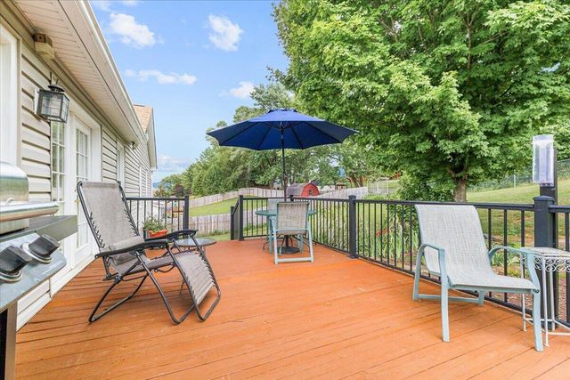 5145 Jonathan LN, Roanoke, VA 24019