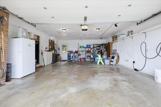 5145 Jonathan LN, Roanoke, VA 24019