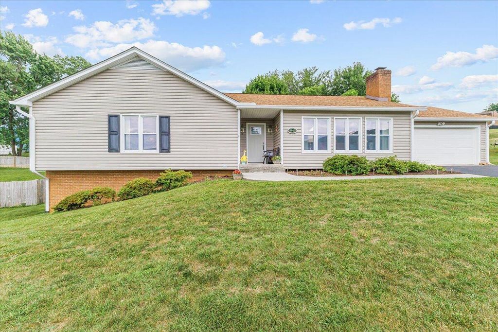 5145 Jonathan LN, Roanoke, VA 24019