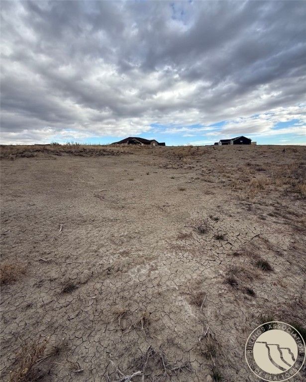 7617 White Pine Cir, Billings, MT 59106 photo 2