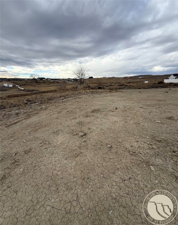 7617 White Pine Cir, Billings, MT 59106 photo 4