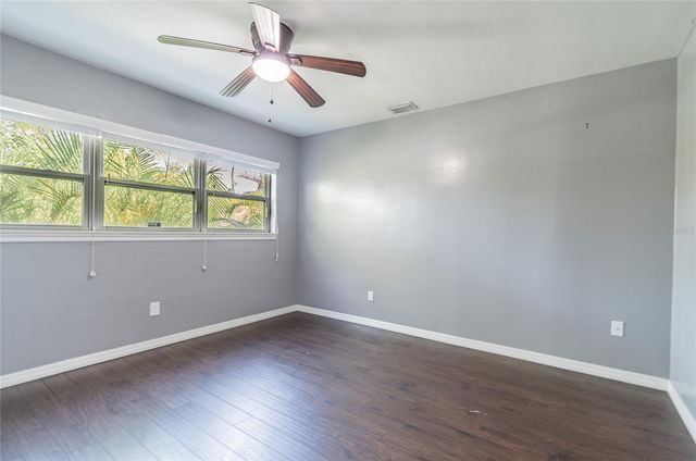 303 WILDWOOD WAY A, Clearwater, FL 33756