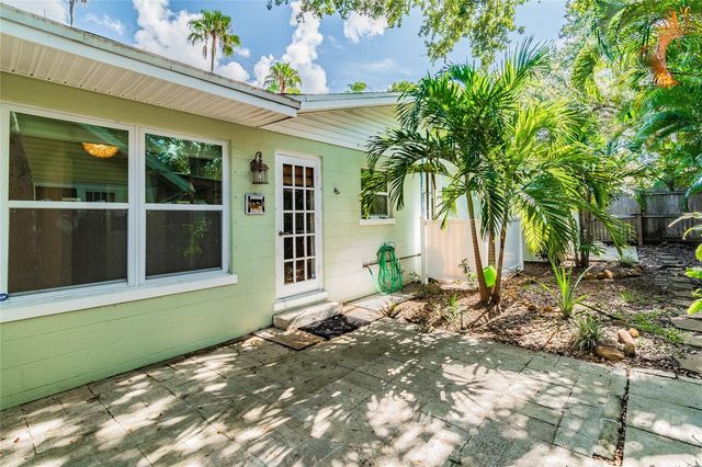 303 WILDWOOD WAY A, Clearwater, FL 33756