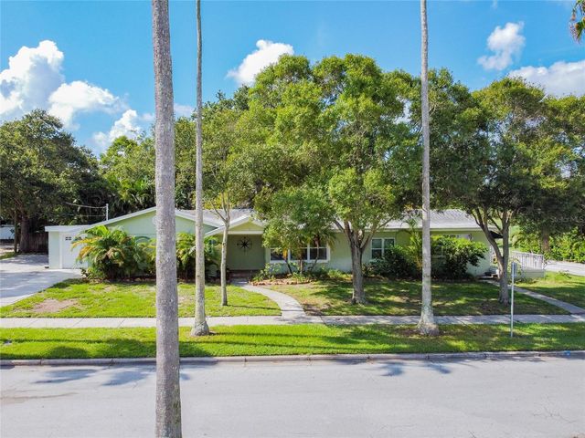 303 WILDWOOD WAY A, Clearwater, FL 33756