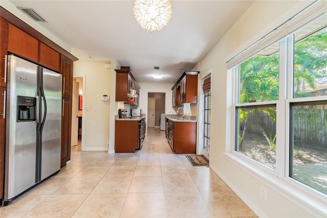 303 WILDWOOD WAY A, Clearwater, FL 33756