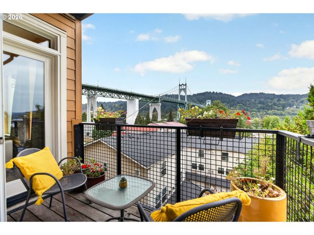 8712 N DECATUR St 303, Portland, OR 97203