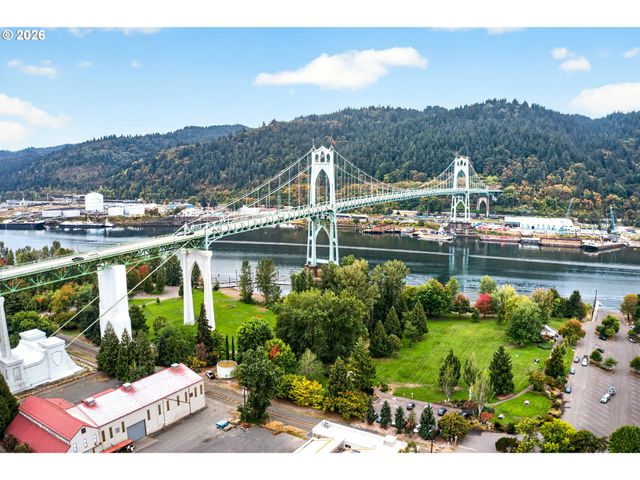 8712 N DECATUR St 303, Portland, OR 97203