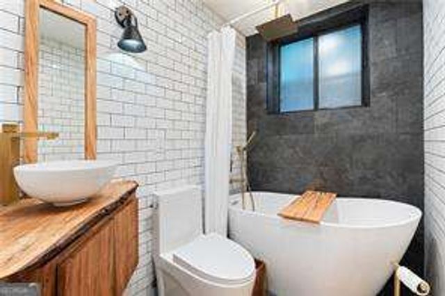 880 Glendale Terrace 9, Atlanta, GA 30308