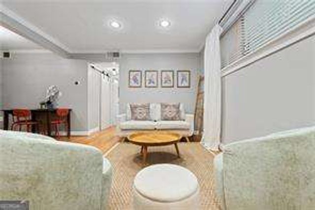 880 Glendale Terrace 9, Atlanta, GA 30308