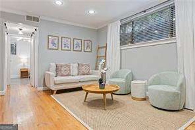 880 Glendale Terrace 9, Atlanta, GA 30308