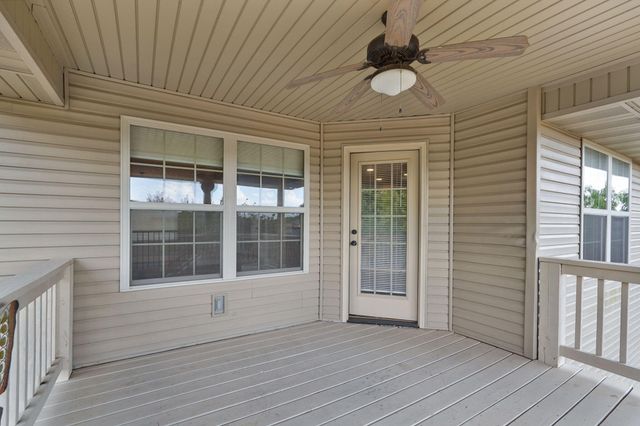 1140 S Erika Avenue, Springfield, MO 65802