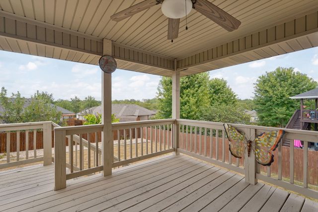 1140 S Erika Avenue, Springfield, MO 65802