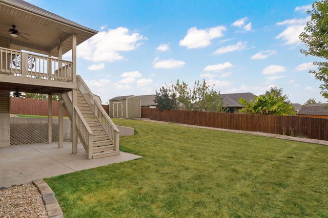 1140 S Erika Avenue, Springfield, MO 65802