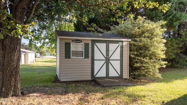 104 Kildare Court, Clayton, NC 27520