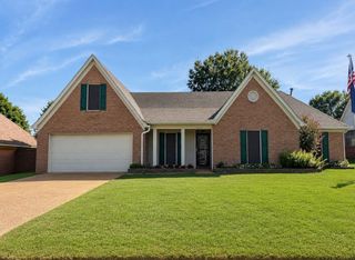 4020 ALTRURIA RD, Bartlett, TN 38135