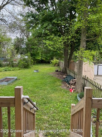 917 W Shiawassee Street, Lansing, MI 48915