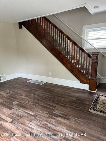 917 W Shiawassee Street, Lansing, MI 48915
