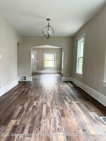 917 W Shiawassee Street, Lansing, MI 48915