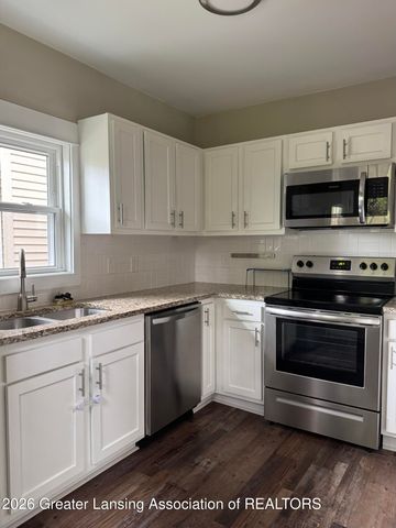917 W Shiawassee Street, Lansing, MI 48915