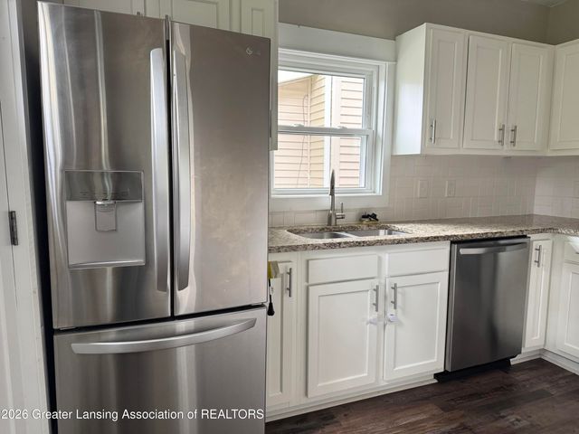 917 W Shiawassee Street, Lansing, MI 48915