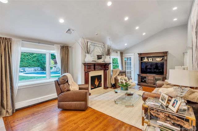 109 Shirley Court, Smithtown, NY 11787