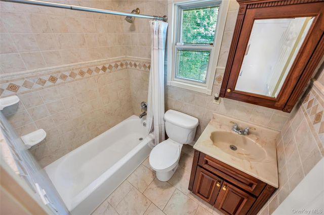 109 Shirley Court, Smithtown, NY 11787