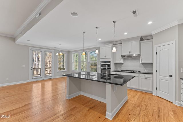 3828 Hickory Manor Drive, Apex, NC 27539