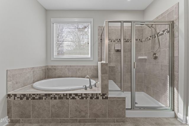 3828 Hickory Manor Drive, Apex, NC 27539