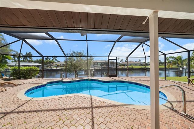 2546 SW 38th TER, Cape Coral, FL 33914