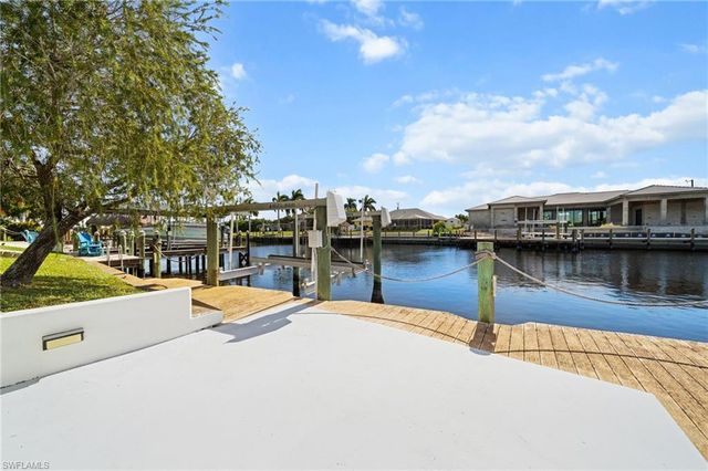 2546 SW 38th TER, Cape Coral, FL 33914