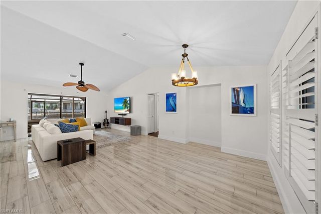 2546 SW 38th TER, Cape Coral, FL 33914