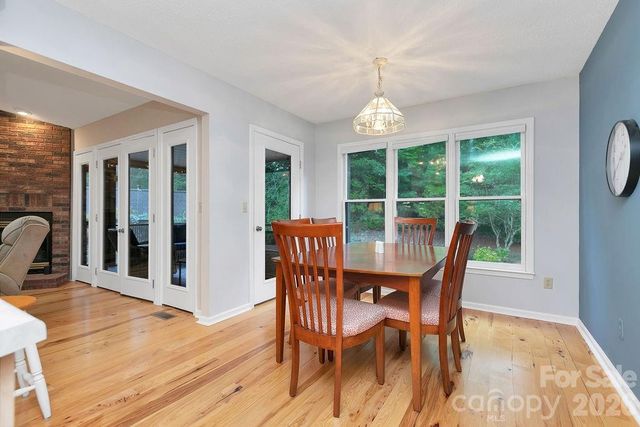 542 Soquili Drive, Brevard, NC 28712