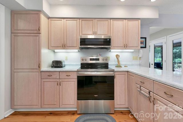 542 Soquili Drive, Brevard, NC 28712