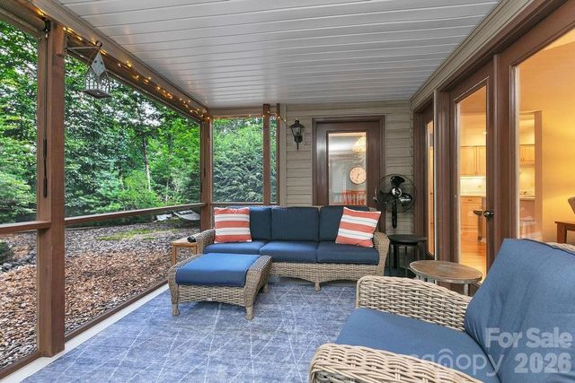 542 Soquili Drive, Brevard, NC 28712