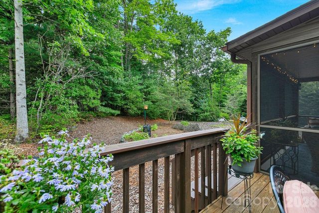 542 Soquili Drive, Brevard, NC 28712