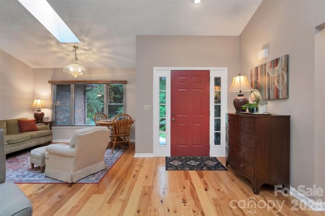 542 Soquili Drive, Brevard, NC 28712