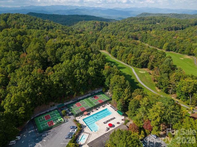 542 Soquili Drive, Brevard, NC 28712