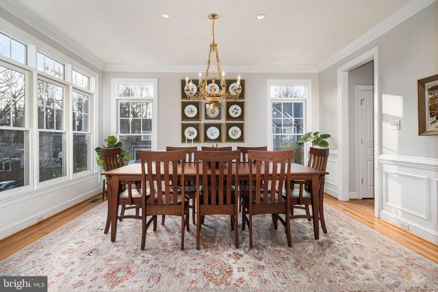 6907 30TH ST N, Arlington, VA 22213