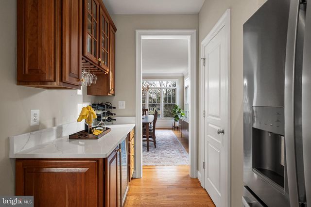 6907 30TH ST N, Arlington, VA 22213