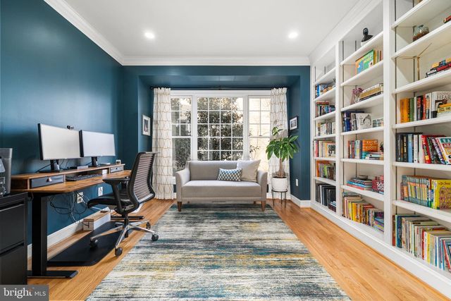 6907 30TH ST N, Arlington, VA 22213