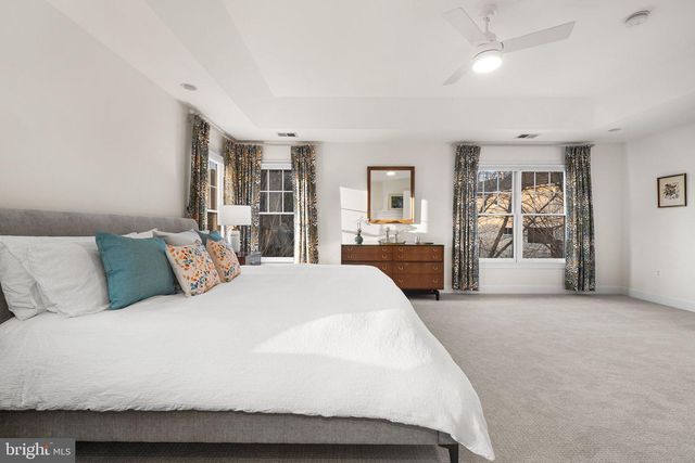 6907 30TH ST N, Arlington, VA 22213