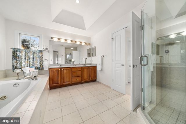 6907 30TH ST N, Arlington, VA 22213