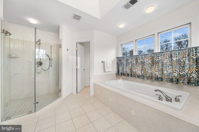 6907 30TH ST N, Arlington, VA 22213