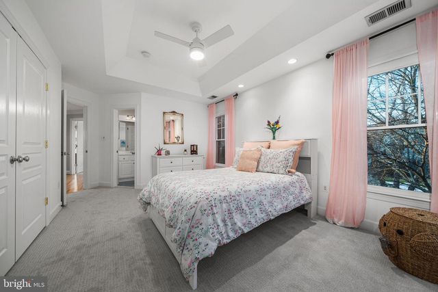 6907 30TH ST N, Arlington, VA 22213