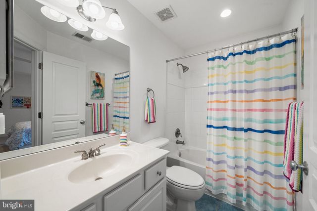 6907 30TH ST N, Arlington, VA 22213