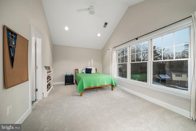 6907 30TH ST N, Arlington, VA 22213