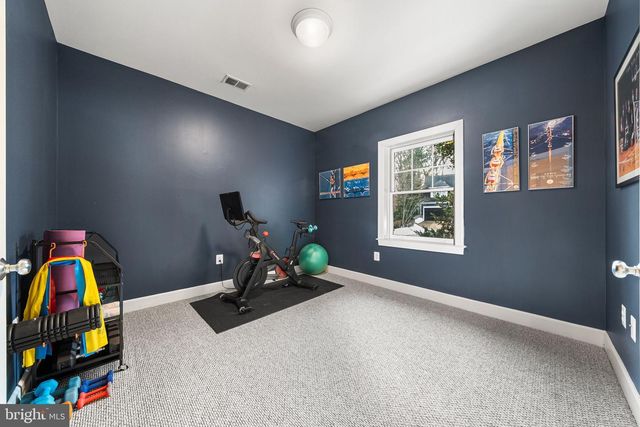 6907 30TH ST N, Arlington, VA 22213