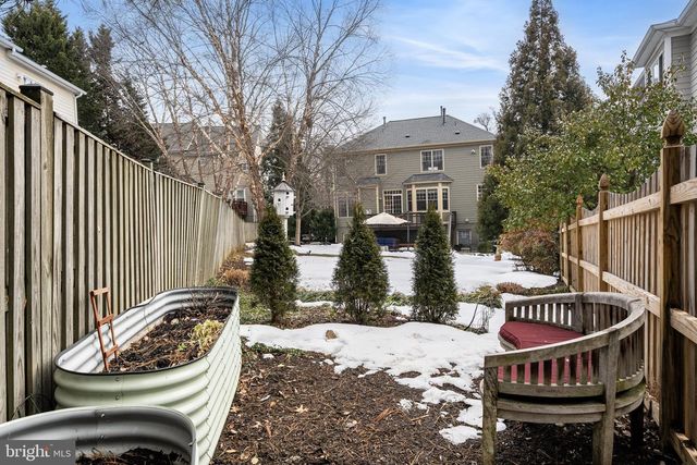 6907 30TH ST N, Arlington, VA 22213