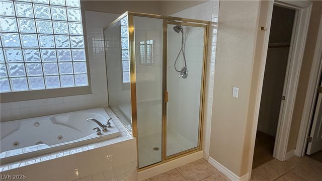 9625 Irvine Bay Court, Las Vegas, NV 89147